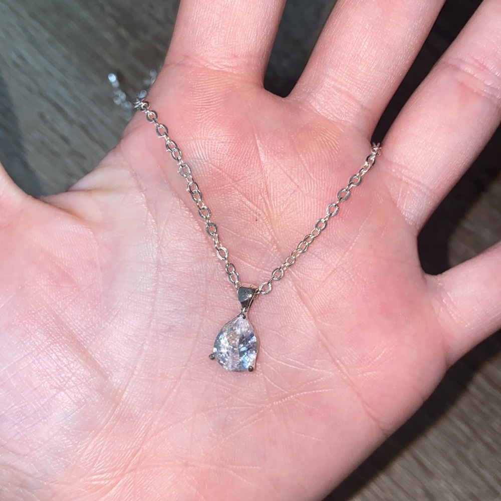 💋Adorable jewel necklace! - Picture 3 of 3